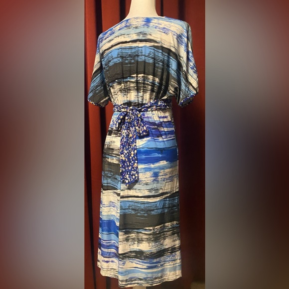 5 for $50 - 24/7 Comfort Dress with attached self tie waist sash - Picture 2 of 3